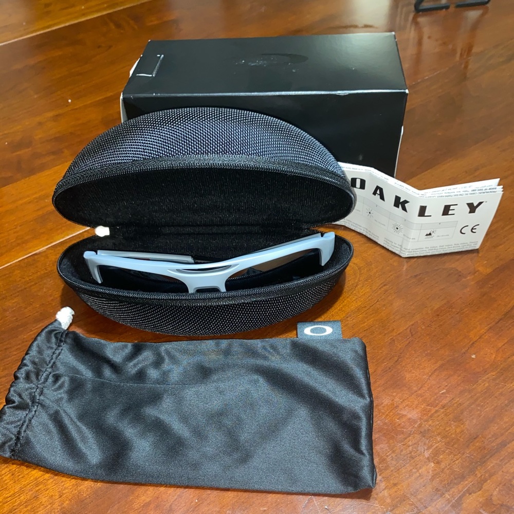 Men’s Oakley Mercenary Sunglasses NEW